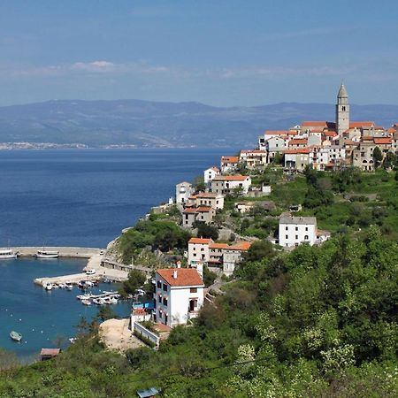 Apartments With A Parking Space Vrbnik, Krk - 429 Luaran gambar