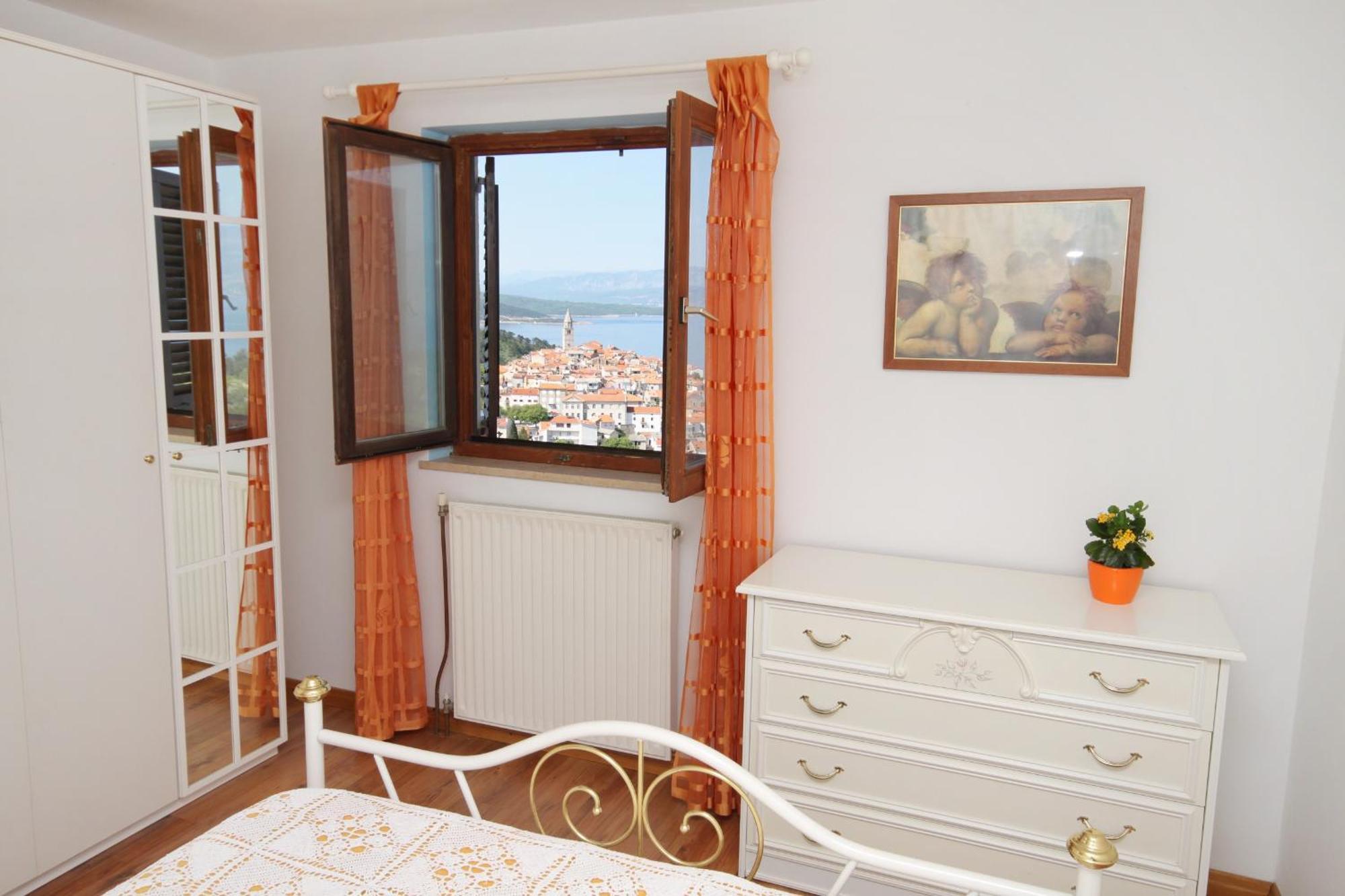 Apartments With A Parking Space Vrbnik, Krk - 429 Bilik gambar